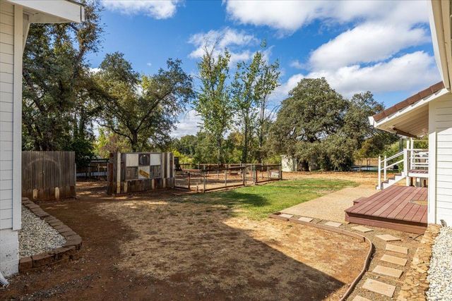 3920 Crosswood Dr, Shingle Springs, CA 95682