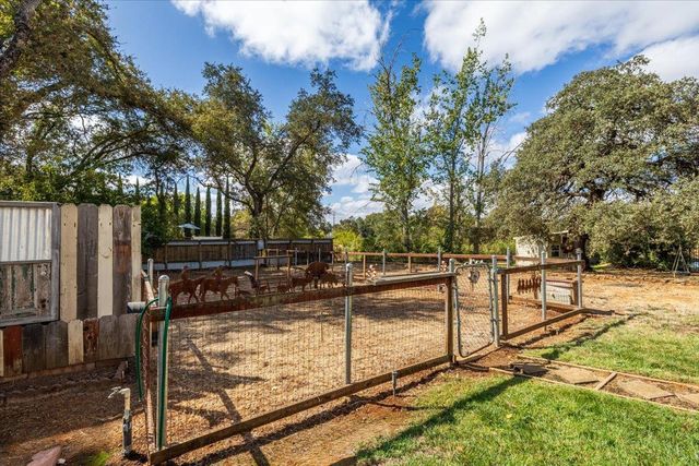 3920 Crosswood Dr, Shingle Springs, CA 95682