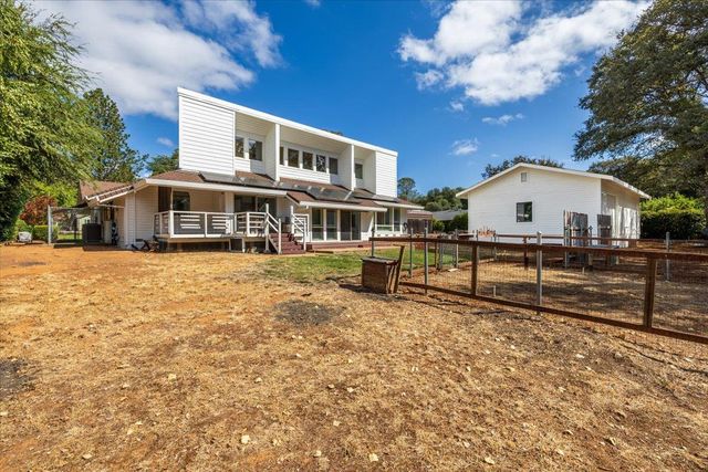 3920 Crosswood Dr, Shingle Springs, CA 95682