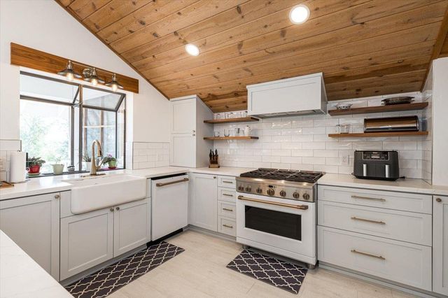 3920 Crosswood Dr, Shingle Springs, CA 95682