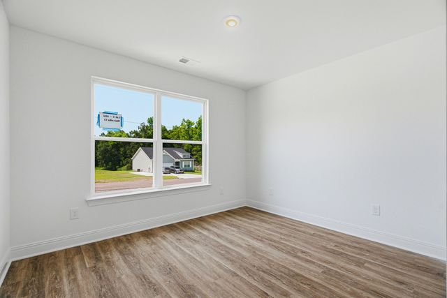 402 Marcella Court, Dickson, TN 37055