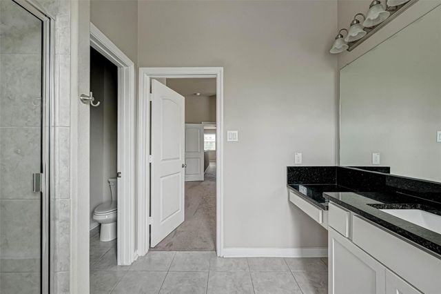 315 Biltmore Loop, Montgomery, TX 77316