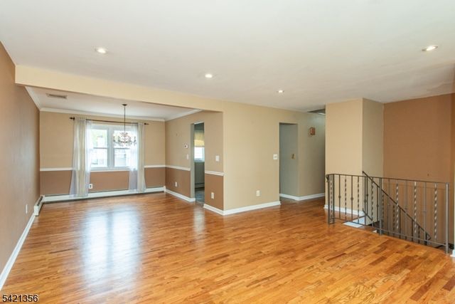 73 Fairmount Rd, Parsippany-troy Hills Twp., NJ 07054