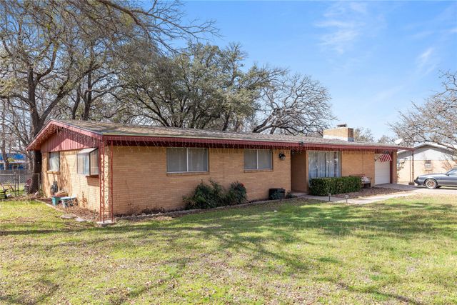 3511 Durham Avenue, Brownwood, TX 76801