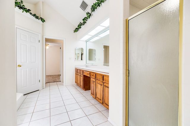 32 Southridge Drive, San Angelo, TX 76904