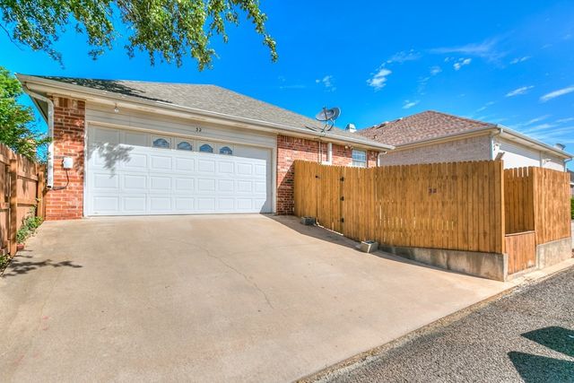 32 Southridge Drive, San Angelo, TX 76904