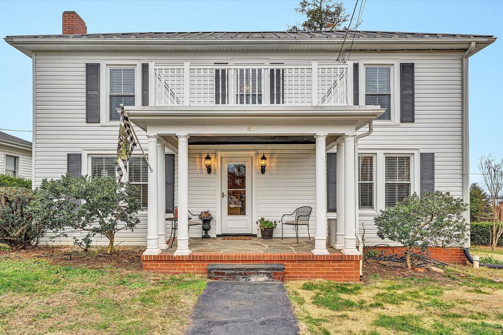 40 High ST, Rocky Mount, VA 24151