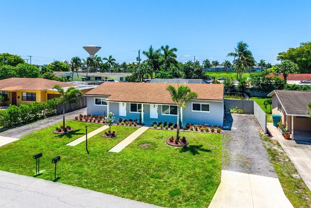 134 SW 14th Avenue A, Boynton Beach, FL 33435