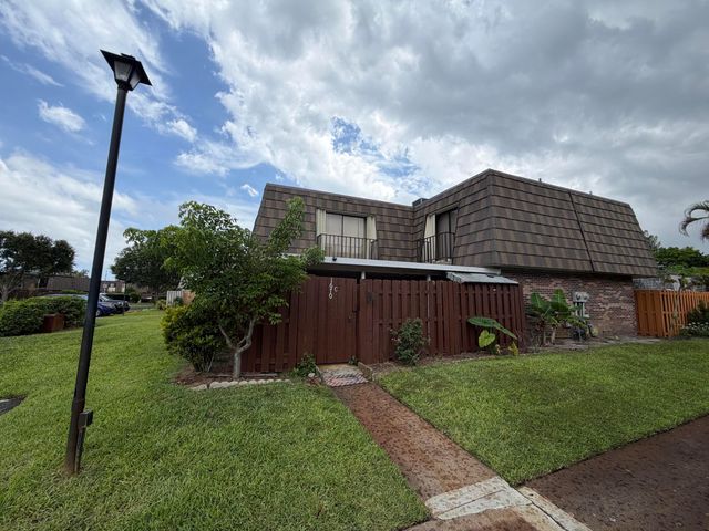 1670 Forest Lakes Circle C, West Palm Beach, FL 33406