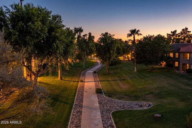 9745 N 95TH Street 227, Scottsdale, AZ 85258