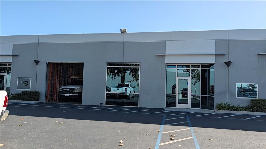 13615 12th St B, Chino, CA 91710 — exterior