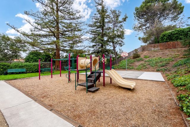 99 Timber Cove 99, Campbell, CA 95008