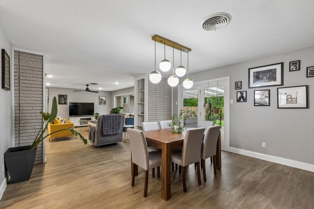 3840 Walton Avenue, Fort Worth, TX 76133