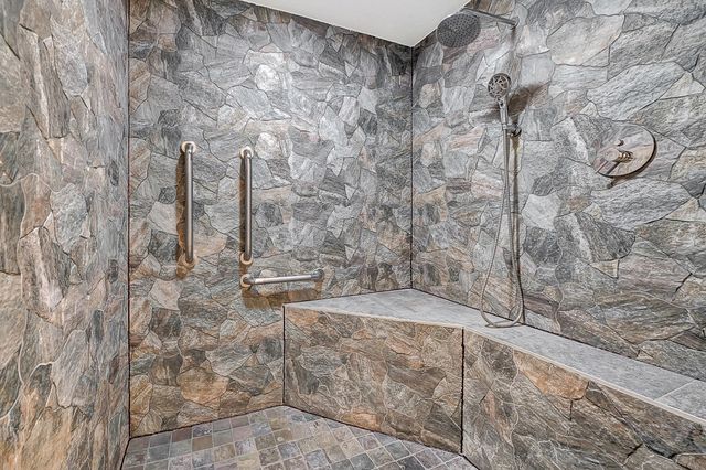 611 Sycamore Drive, Conroe, TX 77302