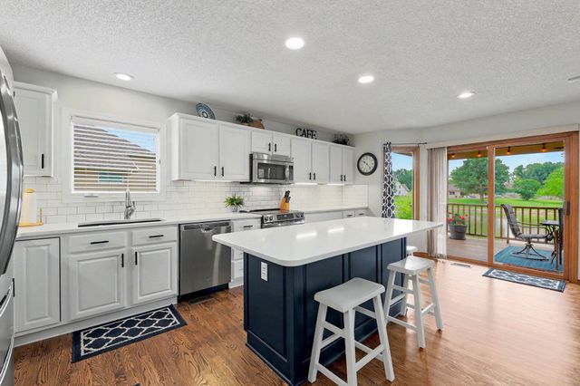 108 N Rainbow Lake Road, Wichita, KS 67235