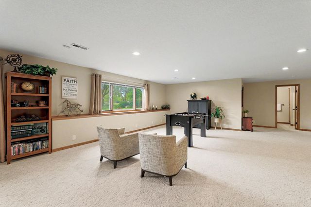 108 N Rainbow Lake Road, Wichita, KS 67235