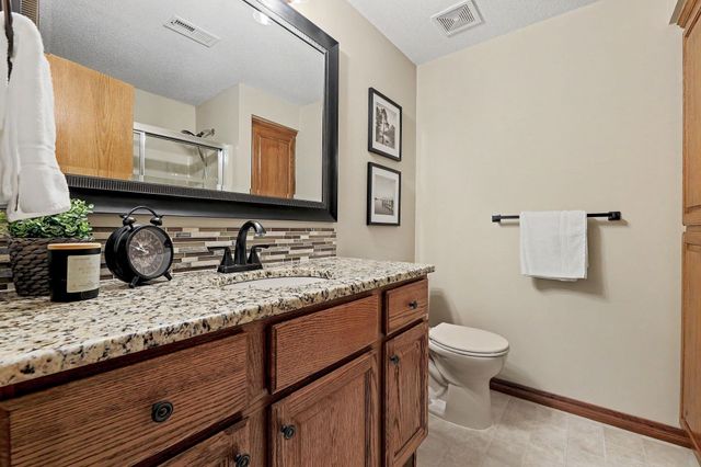108 N Rainbow Lake Road, Wichita, KS 67235