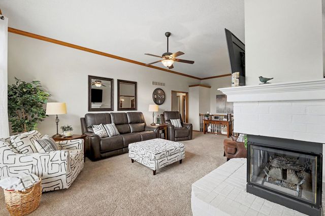 108 N Rainbow Lake Road, Wichita, KS 67235