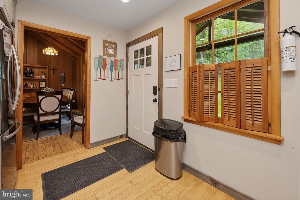 Image 12 of property listing at 1475 MARSH HILL RD, Mc Henry, MD 21541