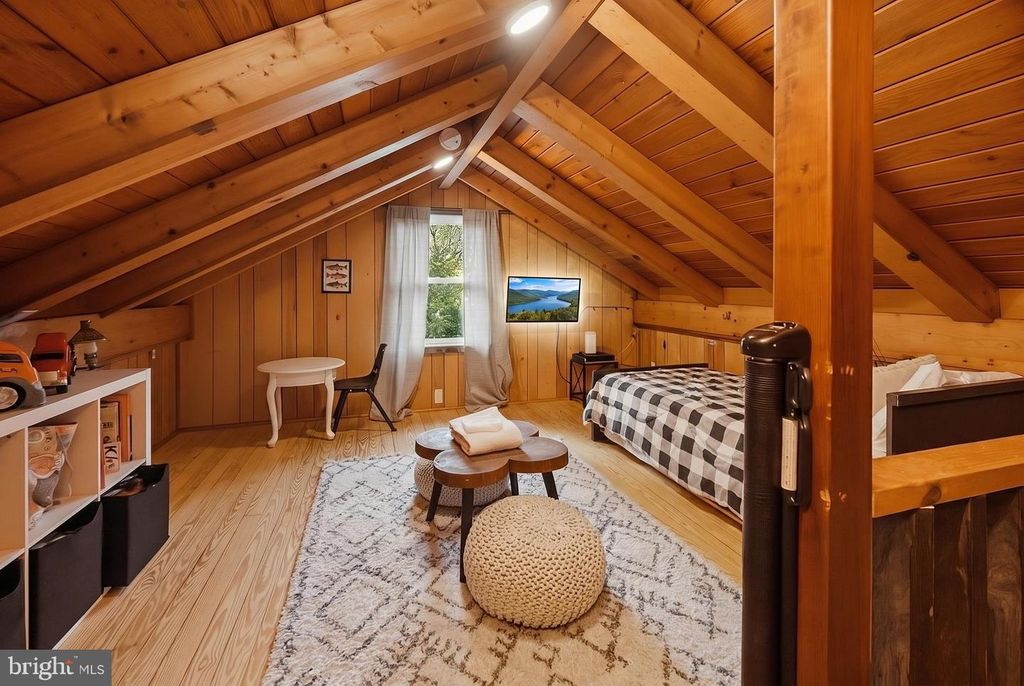 Image 27 of property listing at 1475 MARSH HILL RD, Mc Henry, MD 21541