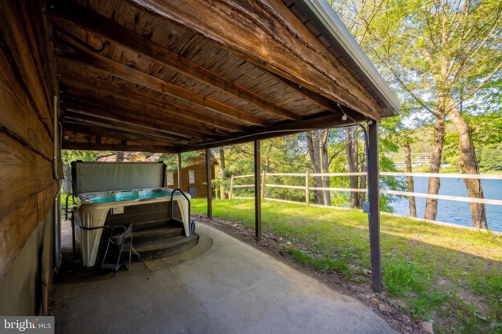 Image 45 of property listing at 1475 MARSH HILL RD, Mc Henry, MD 21541