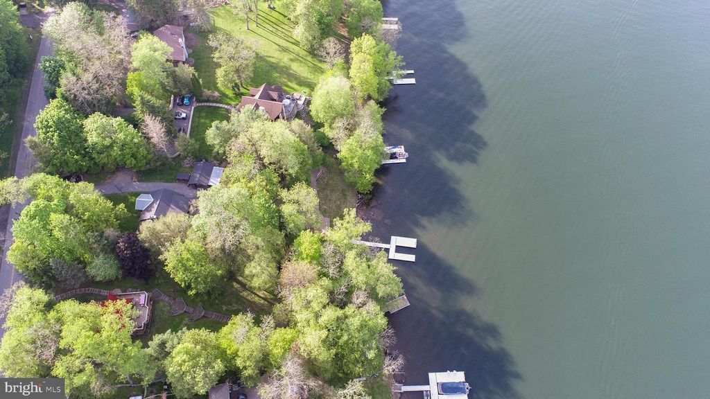 Image 53 of property listing at 1475 MARSH HILL RD, Mc Henry, MD 21541