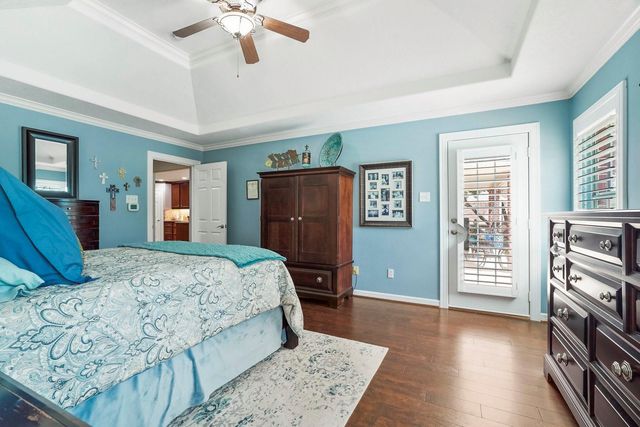 6919 Rustling Oaks Drive, Richmond, TX 77469