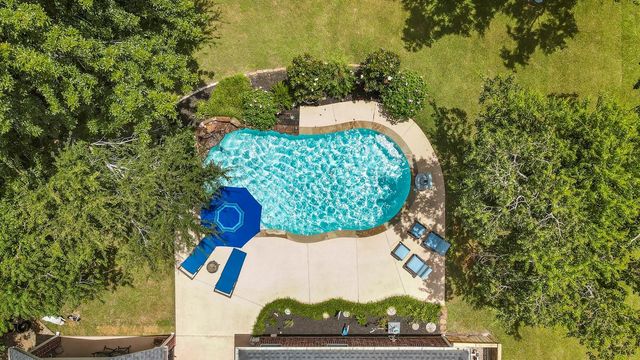 6919 Rustling Oaks Drive, Richmond, TX 77469