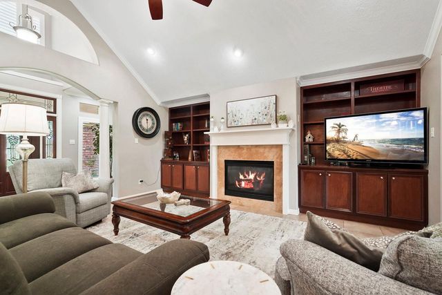 6919 Rustling Oaks Drive, Richmond, TX 77469