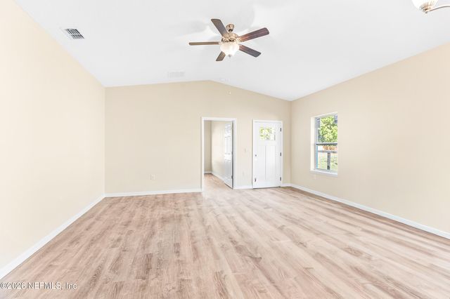 149 LAKE MARGO Drive, Satsuma, FL 32189
