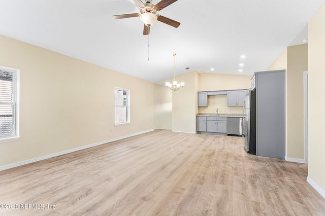 149 LAKE MARGO Drive, Satsuma, FL 32189