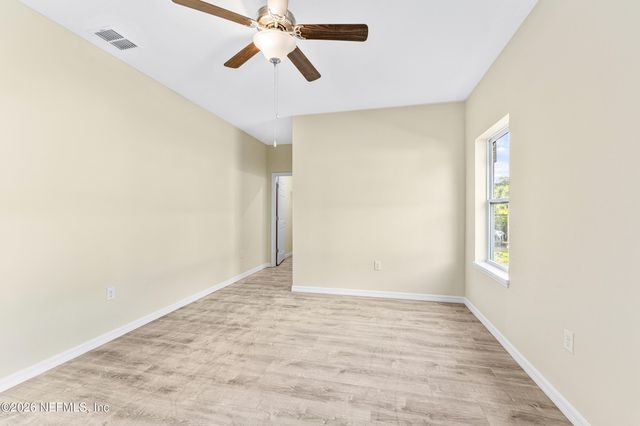 149 LAKE MARGO Drive, Satsuma, FL 32189