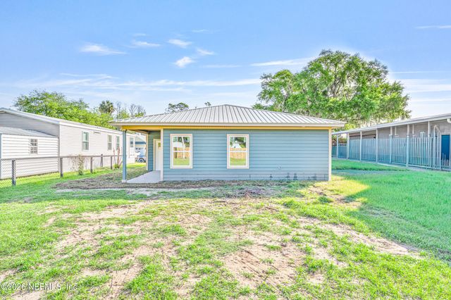 149 LAKE MARGO Drive, Satsuma, FL 32189