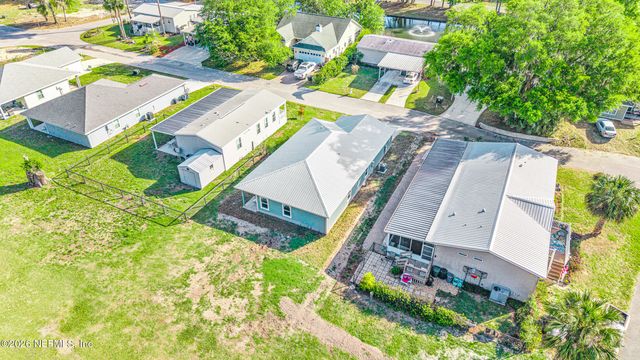149 LAKE MARGO Drive, Satsuma, FL 32189