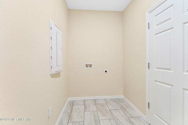 149 LAKE MARGO Drive, Satsuma, FL 32189