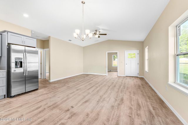 149 LAKE MARGO Drive, Satsuma, FL 32189