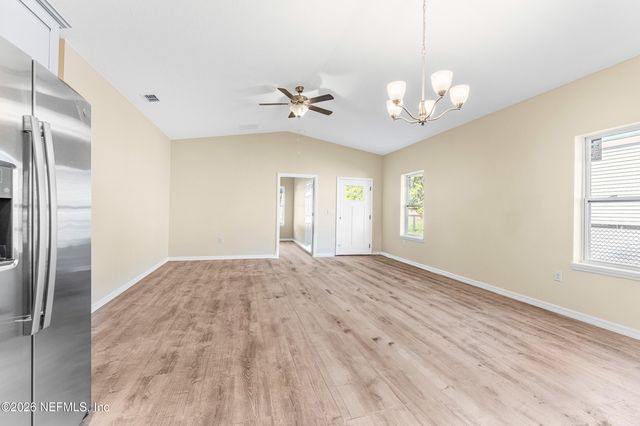 149 LAKE MARGO Drive, Satsuma, FL 32189