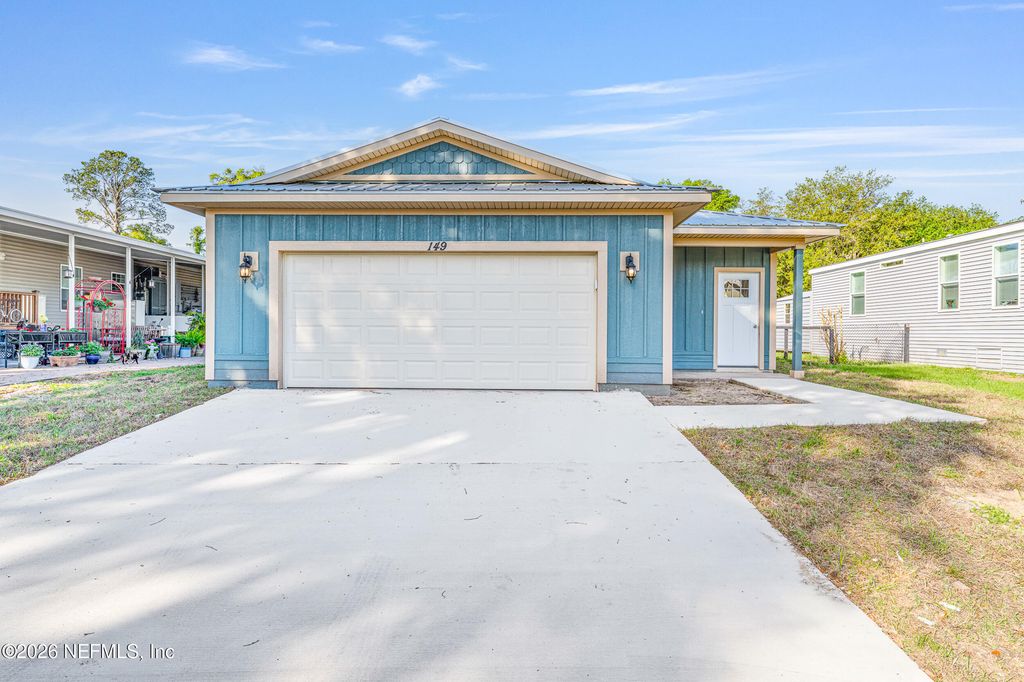 149 LAKE MARGO Drive, Satsuma, FL 32189