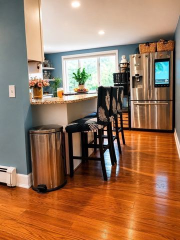 56 Kirby Ave, Lunenburg, MA 01462