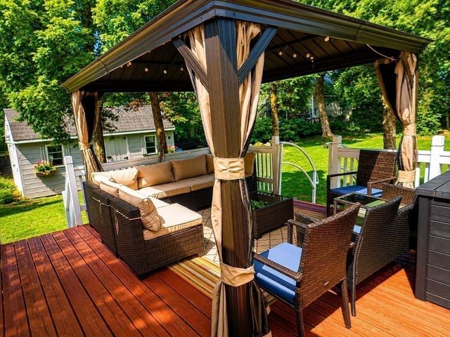 56 Kirby Ave, Lunenburg, MA 01462