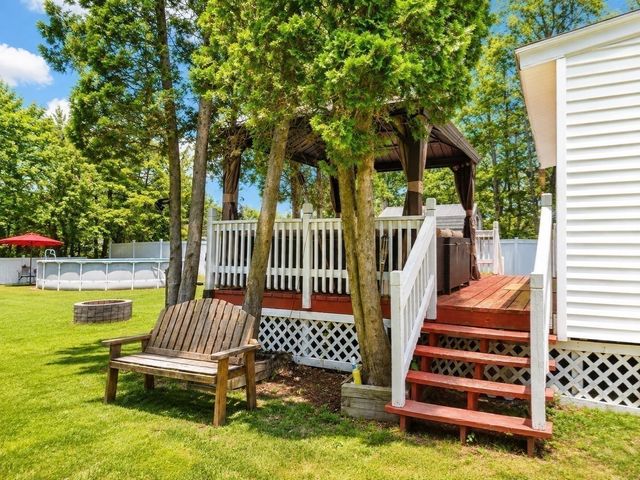 56 Kirby Ave, Lunenburg, MA 01462