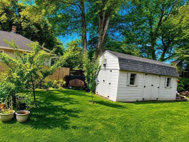 56 Kirby Ave, Lunenburg, MA 01462