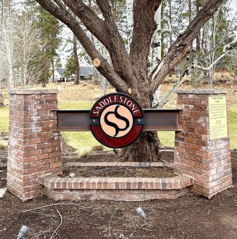 1005 E Horse Back Trail, Sisters, OR 97759