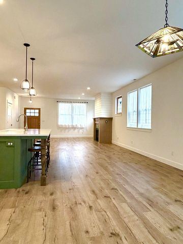 1005 E Horse Back Trail, Sisters, OR 97759