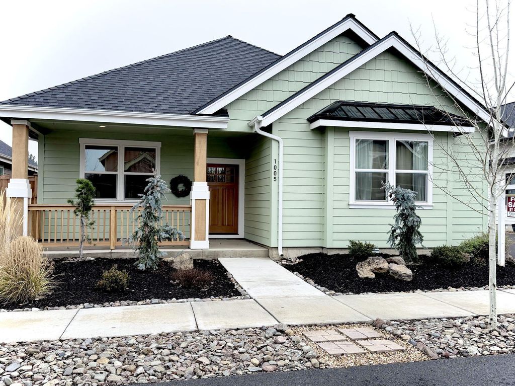 1005 E Horse Back Trail, Sisters, OR 97759