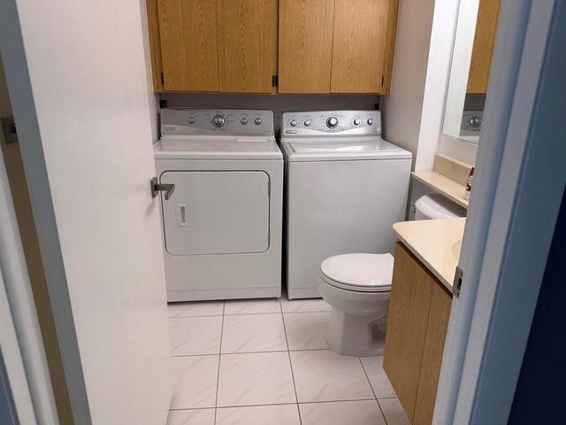 7622 N 76th Way 200, West Palm Beach, FL 33407