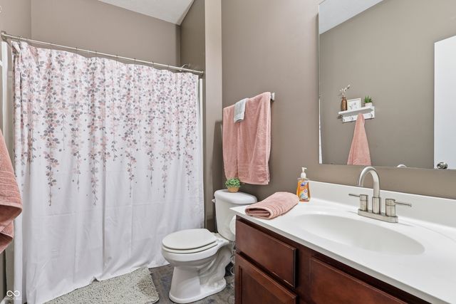 15343 Royal Grove, Noblesville, IN 46060