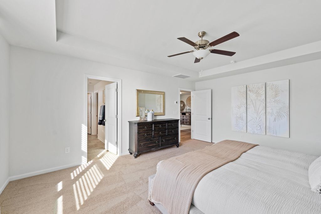 Image 13 of property listing at 502 O'Leary Circle, Summerville, SC 29483