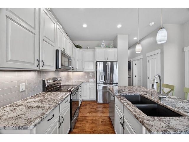 2403 Trio Falls Dr, Loveland, CO 80538