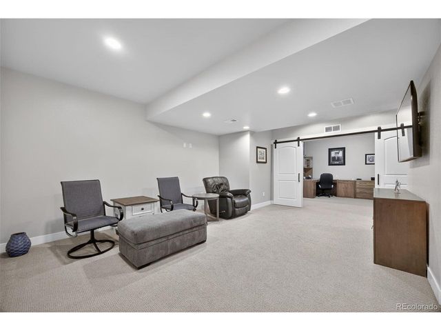 2403 Trio Falls Dr, Loveland, CO 80538